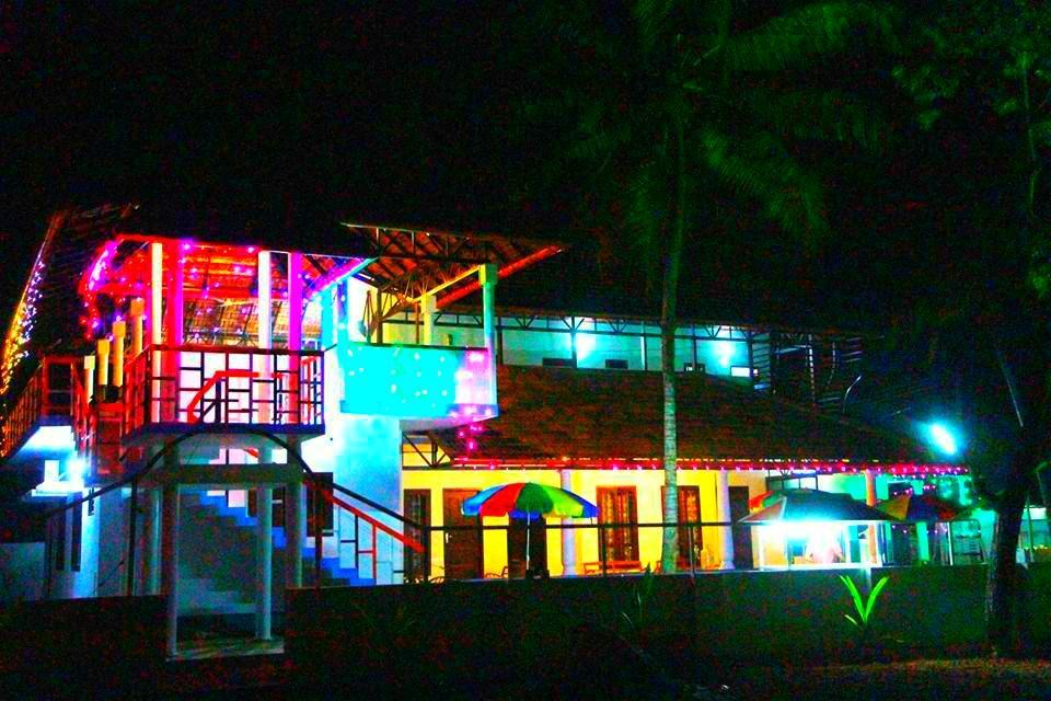 Chaandhni Lake View Hotell Alappuzha Exteriör bild