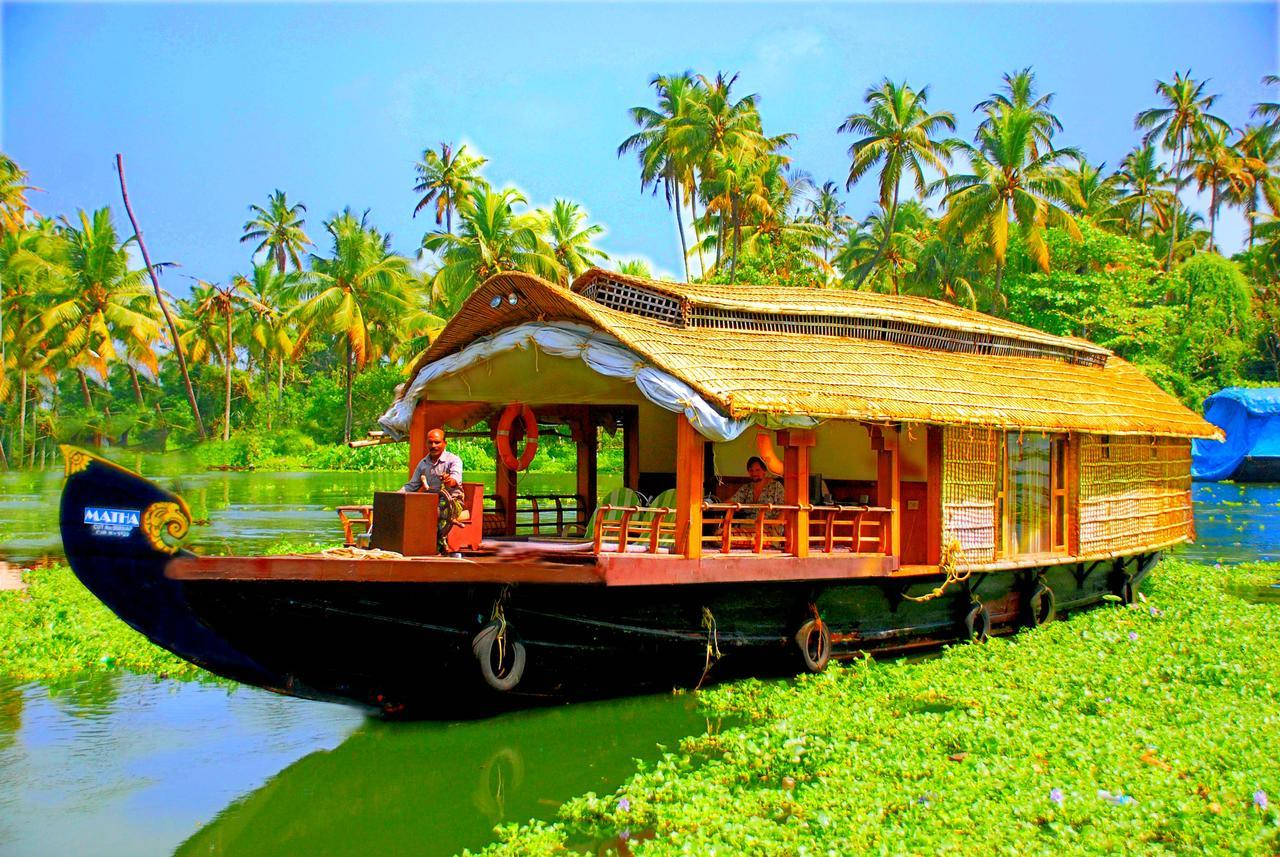 Chaandhni Lake View Hotell Alappuzha Exteriör bild